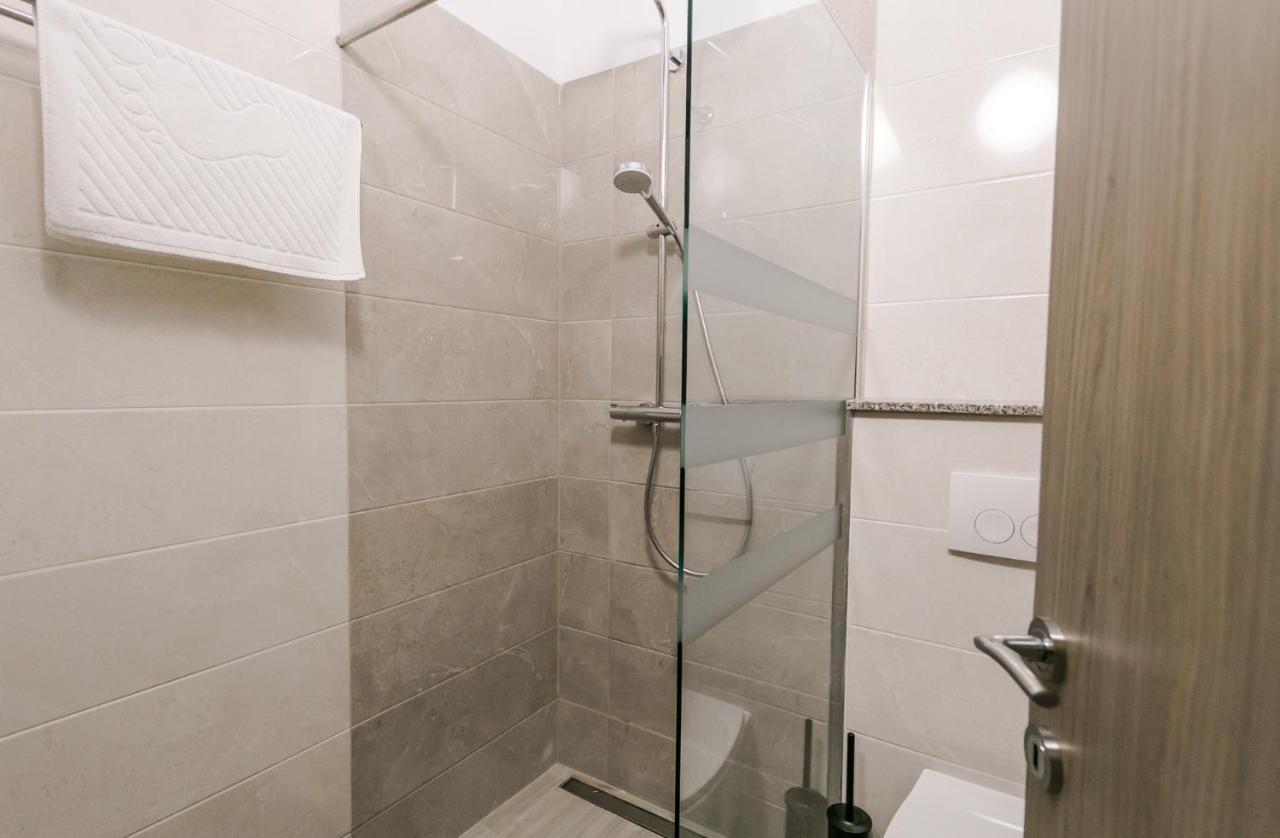 Palomia B Apartment Split Ngoại thất bức ảnh